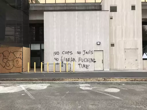 Graffiti-uiting gevonden in Oakland, Cal